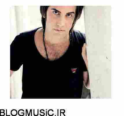 دانلود آهنگ فرشاد آزادی عاشقی فرشاد آزادی عاشقی