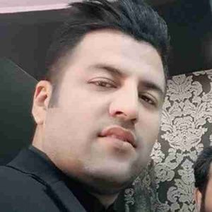 پویا بیاتی دلربا