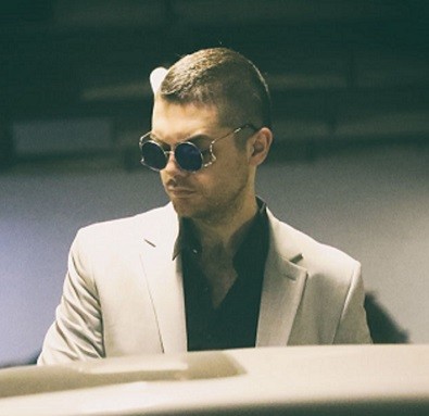 دانلود آهنگ سینا پارسیان چی بگم سینا پارسیان چی بگم