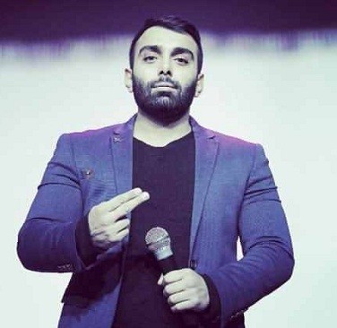 دانلود آهنگ مسعود صادقلو بارون بارونه پیش من می مونه مسعود صادقلو بارون بارونه پیش من می مونه