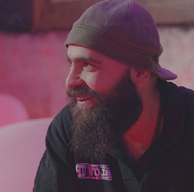 دانلود آهنگ معین زد سیگار وسط کار معین زد سیگار وسط کار