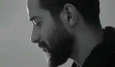 دانلود آهنگ جدید فرزین کاتب پاروی بی قایق فرزین کاتب پاروی بی قایق