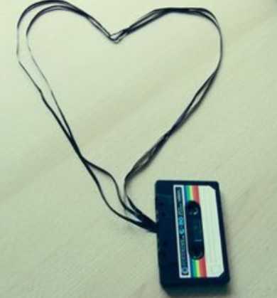 عشق یه زندون سرده تکرار یه درده