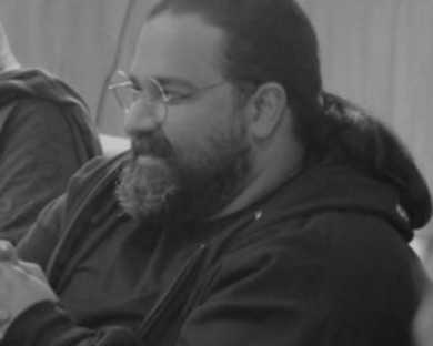 رضا صادقی تنهاترین