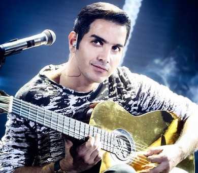 دانلود آهنگ محسن یگانه بمون دل من فقط به بودنت خوشه محسن یگانه بمون دل من فقط به بودنت خوشه