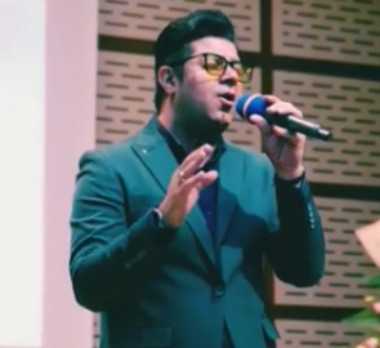 دانلود آهنگ حجت اشرف زاده مخاطب خاص حجت اشرف زاده مخاطب خاص