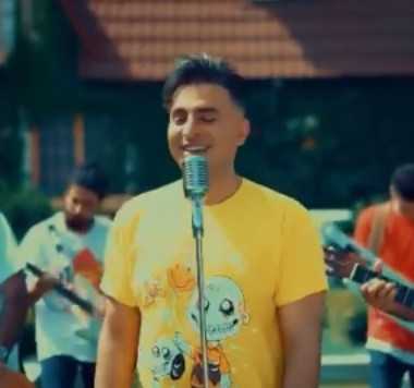 دانلود آهنگ علیرضا طلیسچی قیچی علیرضا طلیسچی قیچی