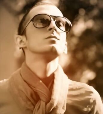 دانلود آهنگ مرتضی پاشایی به پاتم بسوزم تو شمعم نمیشی مرتضی پاشایی به پاتم بسوزم تو شمعم نمیشی