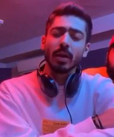 دانلود آهنگ بزن بارون نم نم خیس بشم آروم کم کم حسین قربانی حسین قربانی بزن بارون نم نم خیس بشم آروم کم کم