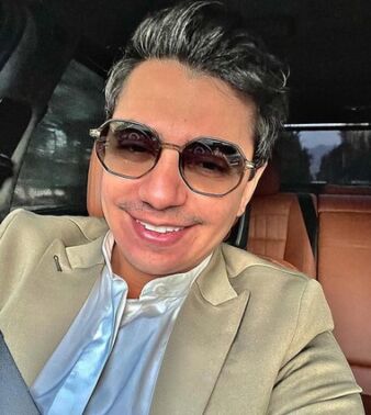 دانلود آهنگ محسن ابراهیم زاده غیر عادی محسن ابراهیم زاده غیر عادی