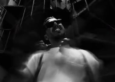 دانلود آهنگ دانوش غم غلط کرده به تو سرزده مگه من مردم دانوش غم غلط کرده به تو سرزده مگه من مردم