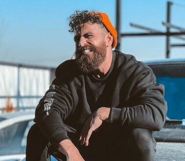 دانلود آهنگ معین زد دیوانه ام آری