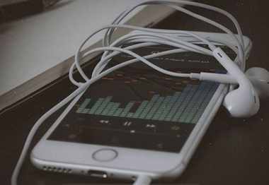 دانلود آهنگ مهیار برومند تو رفتی و نموندی دل منو شکوندی مهیار برومند تو رفتی و نموندی دل منو شکوندی