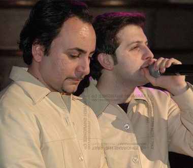 دانلود آهنگ گروه آریان گفتی میخوام رو ابرا همدم ستاره ها شم گروه آریان گفتی میخوام رو ابرا همدم ستاره ها شم