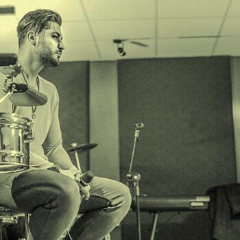 دانلود آهنگ حال منو دیگه اینجوری بد نکن دل منو دیگه اینجوری سرد نکن شهاب مظفری Mp3 دانلود آهنگ حال منو دیگه اینجوری بد نکن دل منو دیگه اینجوری سرد نکن شهاب مظفری Mp3