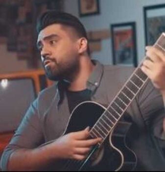 دانلود آهنگ بی سر و سامانم دل دیوانم هوس صحبت عاشقانه کرده علی منتظری Mp3 دانلود آهنگ بی سر و سامانم دل دیوانم هوس صحبت عاشقانه کرده علی منتظری Mp3