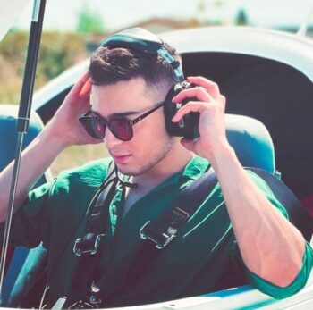 دانلود آهنگ قبل اومدنت هر کی با دل میومد جلو قلبشو میشکستم علی نواب Mp3 دانلود آهنگ قبل اومدنت هر کی با دل میومد جلو قلبشو میشکستم علی نواب Mp3