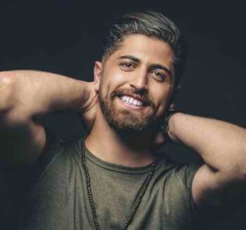 دانلود آهنگ ناز داری تو ای وای با اون چشمون سیاهت عاشقتم ای جان منو میکشه نگاهت علیرضا پویا Mp3 دانلود آهنگ ناز داری تو ای وای با اون چشمون سیاهت عاشقتم ای جان منو میکشه نگاهت علیرضا پویا Mp3