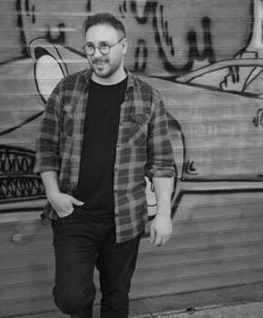 دانلود آهنگ دم و دقیقه به تو فکر میکنم گوشیتو میگیرم چک میکنم فرهبد Mp3 دانلود آهنگ دم و دقیقه به تو فکر میکنم گوشیتو میگیرم چک میکنم فرهبد Mp3