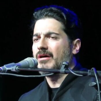 دانلود آهنگ زانیوته میوه مینا گیان چنده شیرینه همایون شجریان Mp3 دانلود آهنگ زانیوته میوه مینا گیان چنده شیرینه همایون شجریان Mp3