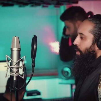 دانلود آهنگ تو آغازه یه احساسی که من هر لحظه رویامه کسی که طرز لبخندش تمومه دلخوشی هامه روزبه نعمت الهی Mp3 دانلود آهنگ تو آغازه یه احساسی که من هر لحظه رویامه کسی که طرز لبخندش تمومه دلخوشی هامه روزبه نعمت الهی Mp3