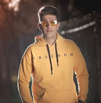 دانلود آهنگ جان دلم دیوانه دلم جایی نرود جز در این خانه دلم صالح رضایی Mp3 دانلود آهنگ جان دلم دیوانه دلم جایی نرود جز در این خانه دلم صالح رضایی Mp3