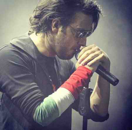 دانلود فول آلبوم کاوه آفاق { تمامی آهنگ ها تکی و یکجا } Kaveh-Afagh-music-we-29