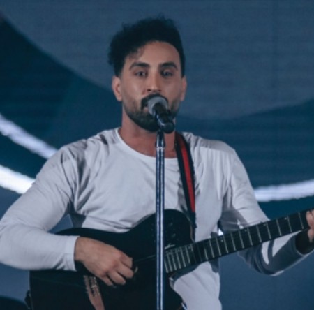 دانلود آهنگ هرچی میگم نرو فایده نداره او هوای قلبمو دیگه نداره احمد سلو Mp3 دانلود آهنگ هرچی میگم نرو فایده نداره او هوای قلبمو دیگه نداره احمد سلو Mp3