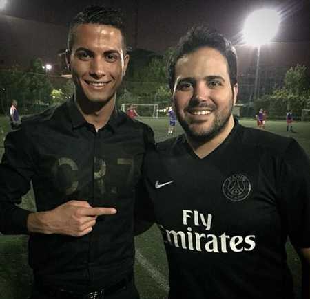 دانلود آهنگ یکی الان تو این خیابونه که پیرهنش بوی تورو میده علی عبدالمالکی Mp3 دانلود آهنگ یکی الان تو این خیابونه که پیرهنش بوی تورو میده علی عبدالمالکی Mp3