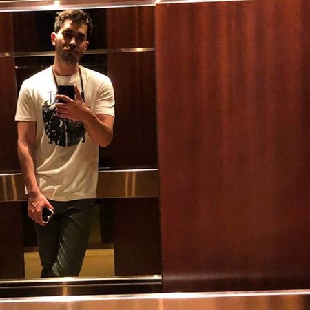 دانلود آهنگ حواست نبود و هواتو داشتم از دور حالا چجوری کنار بیام با بغضم علی یاسینی Mp3 دانلود آهنگ حواست نبود و هواتو داشتم از دور حالا چجوری کنار بیام با بغضم علی یاسینی Mp3