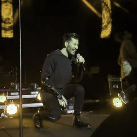 دانلود آهنگ نذار دور بشیم از هم نرو من بی تو میترسم نرو فقط با تو میخندم نرو همه درارو میبندم نرو علی یاسینی Mp3 دانلود آهنگ نذار دور بشیم از هم نرو من بی تو میترسم نرو فقط با تو میخندم نرو همه درارو میبندم نرو علی یاسینی Mp3