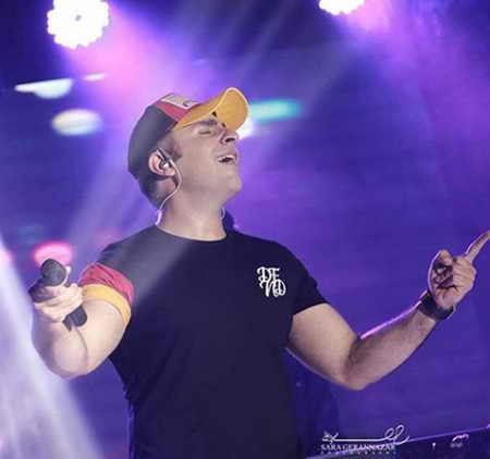 دانلود آهنگ خودمم نمیدونم خواب بودم یا بیدار توی انگشت چپ تو حلقه دیدم انگار علیرضا طلیسچی Mp3 دانلود آهنگ خودمم نمیدونم خواب بودم یا بیدار توی انگشت چپ تو حلقه دیدم انگار علیرضا طلیسچی Mp3