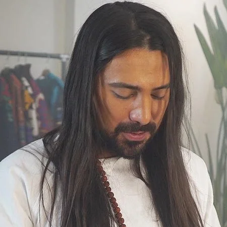 دانلود آهنگ این روزا غمگینی خواب بد میبینی امیر عباس گلاب Mp3 دانلود آهنگ این روزا غمگینی خواب بد میبینی خودمم میدونم دیگه خستت کردم امیر عباس گلاب Mp3