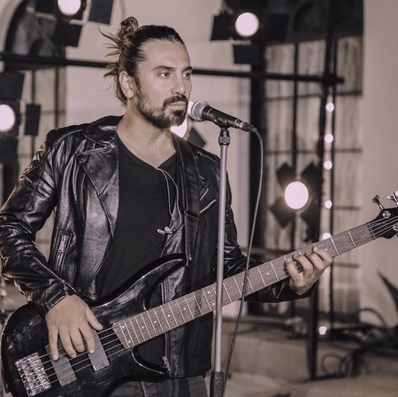 دانلود آهنگ این لحظه پیش تو اینجا همین ساعت دیدار آخر نیست امیر عباس گلاب Mp3 دانلود آهنگ این لحظه پیش تو اینجا همین ساعت دیدار آخر نیست امیر عباس گلاب Mp3