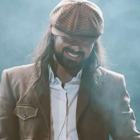 دانلود آهنگ اینجا کجای جهانه که تا این حد کودکانه میخندمو هیچ امیر عباس گلاب Mp3 دانلود آهنگ اینجا کجای جهانه که تا این حد کودکانه میخندمو هیچ حرفی رو من تاثیری نداره امیر عباس گلاب Mp3