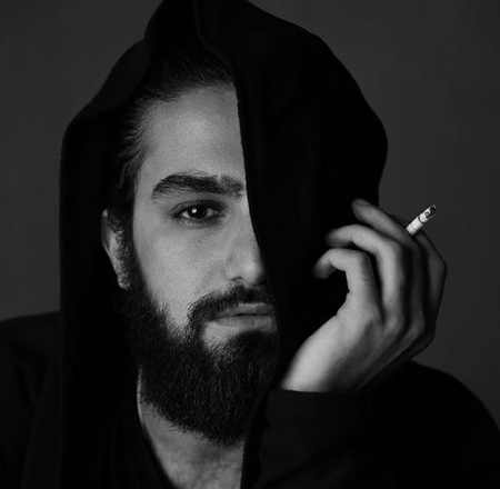 دانلود آهنگ چه زیبا میشود شبهای من وقتی که میخندی تویی امیر عظیمی Mp3 دانلود آهنگ چه زیبا میشود شبهای من وقتی که میخندی تویی که در کتاب آفرینش بی همانندی امیر عظیمی Mp3