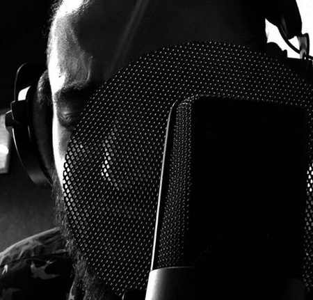 دانلود آهنگ ماه بانو جان این گوی و میدان دیوانه کردنم برای تو کاری نداره امیر عظیمی Mp3 دانلود آهنگ ماه بانو جان این گوی و میدان دیوانه کردنم برای تو کاری نداره امیر عظیمی Mp3