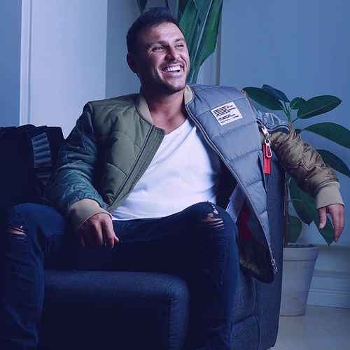 دانلود آهنگ من انقدر غدم با هیشکی بر نمیخورم من مودی که اینطور نمیشدم آرمین زارعی Mp3 دانلود آهنگ من انقدر غدم با هیشکی بر نمیخورم من مودی که اینطور نمیشدم آرمین زارعی Mp3