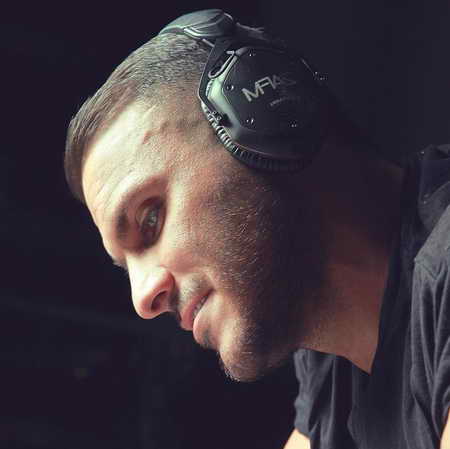 دانلود آهنگ چه لاک خوش رنگی چه آرایشی داری چه دوست پسر خوبی آرمین زارعی Mp3 دانلود آهنگ چه لاک خوش رنگی چه آرایشی داری چه دوست پسر خوبی آرمین زارعی Mp3