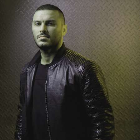 دانلود آهنگ میگی به دوریم عادت کردی رفتی و راحت کندی آرمین زارعی Mp3 دانلود آهنگ میگی به دوریم عادت کردی رفتی و راحت کندی آرمین زارعی Mp3