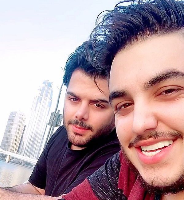 دانلود آهنگ من بی تو هر کجا هستم تو رو میبینم آرون افشار Mp3 دانلود آهنگ من بی تو هر کجا هستم تو رو میبینم آرون افشار Mp3