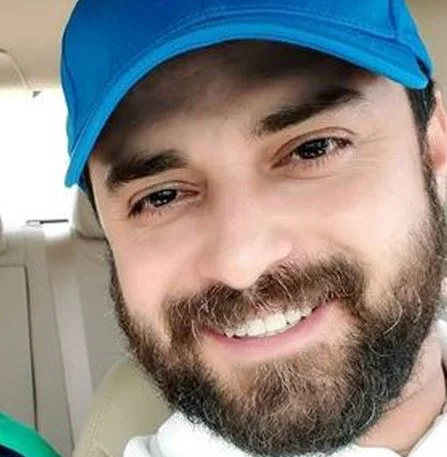 دانلود آهنگ انقده درد تو دلم دارم انقده غم تو صدامه بابک جهانبخش Mp3 دانلود آهنگ انقده درد تو دلم دارم انقده غم تو صدامه بابک جهانبخش Mp3