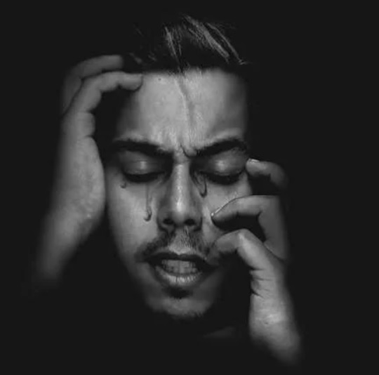 دانلود آهنگ عشق تو نمیپره اصلا از تو سرم هرجا میرم حرفتو میزنم دانوش Mp3 دانلود آهنگ عشق تو نمیپره اصلا از تو سرم هرجا میرم حرفتو میزنم دانوش Mp3