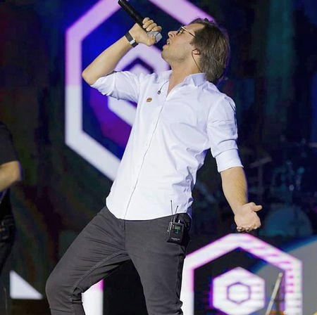 دانلود آهنگ کولی عاشق من دل شده در به درت جا گذاشتی تو مرا آخرش پشت سرت گروه ایهام Mp3 دانلود آهنگ کولی عاشق من دل شده در به درت جا گذاشتی تو مرا آخرش پشت سرت گروه ایهام Mp3