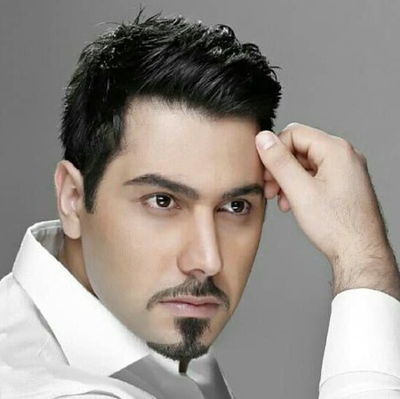 دانلود آهنگ چشمامو بستم رو خودم از مرز تقدیرم بری احسان خواجه امیری Mp3 دانلود آهنگ چشمامو بستم رو خودم از مرز تقدیرم بری احسان خواجه امیری Mp3