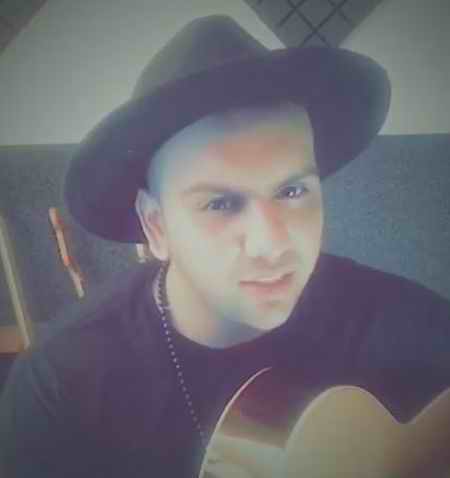 دانلود آهنگ اگه تو باشی مهم نیست دنیا نباشه کیه یه دنیا مث تو توی چشاشه فرشید ادهمی Mp3 دانلود آهنگ اگه تو باشی مهم نیست دنیا نباشه کیه یه دنیا مث تو توی چشاشه فرشید ادهمی Mp3