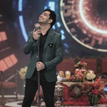 دانلود آهنگ از اتاقم به قلب عکست خیره میشم که باز صبح شد گیج گیجم نیستی پیشم فرزاد فرخ Mp3 دانلود آهنگ از اتاقم به قلب عکست خیره میشم که باز صبح شد گیج گیجم نیستی پیشم فرزاد فرخ Mp3