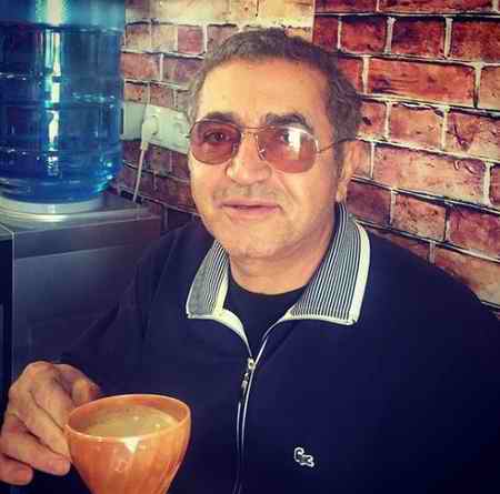 دانلود آهنگ عشق یعنی وقتی که دستتو میگیرم مطمئن باشم فریدون آسرایی Mp3 دانلود آهنگ عشق یعنی وقتی که دستتو میگیرم مطمئن باشم که از خوشی میمیرم فریدون آسرایی Mp3