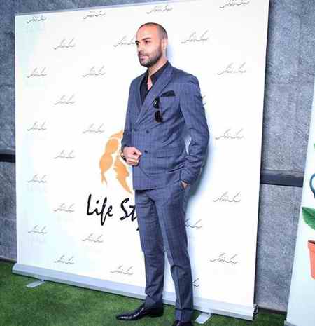 دانلود آهنگ سر میکشم من از سر دلتنگی آرامش عمیق جنوبت را حمید حامی Mp3 دانلود آهنگ سر میکشم من از سر دلتنگی آرامش عمیق جنوبت را حمید حامی Mp3