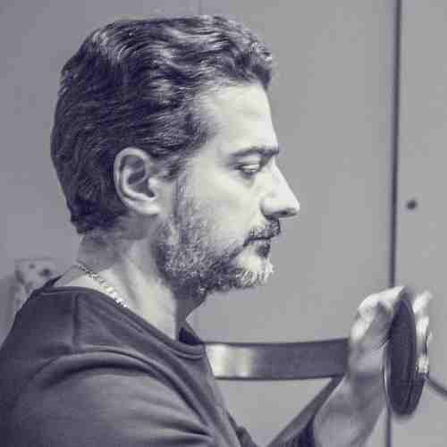 دانلود آهنگ چرا رفتی چرا من بی قرارم به سر سودای آغوش تو دارم همایون شجریان Mp3 دانلود آهنگ چرا رفتی چرا من بی قرارم به سر سودای آغوش تو دارم همایون شجریان Mp3